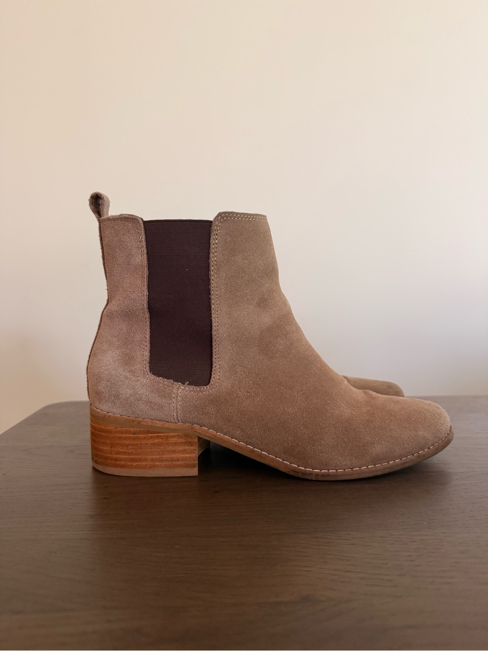 gap suede chelsea boots